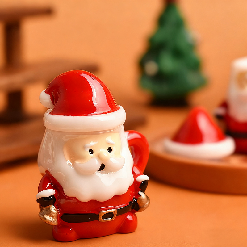 Mini Santa Teacup Ornament - R - огляд і ціна Resin Art And Craft
